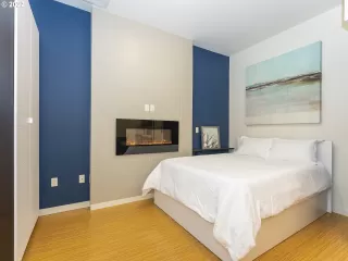 Photo #5: 22656777 Listing