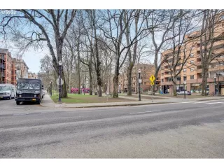 Photo #1: 22657300 Listing 