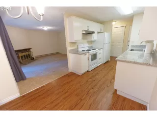 Photo #6: 22657501 Listing