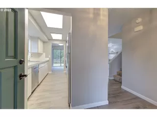 Photo #3: 22657682 Listing