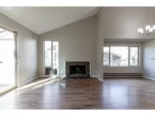 Photo #5: 22658245 Listing 