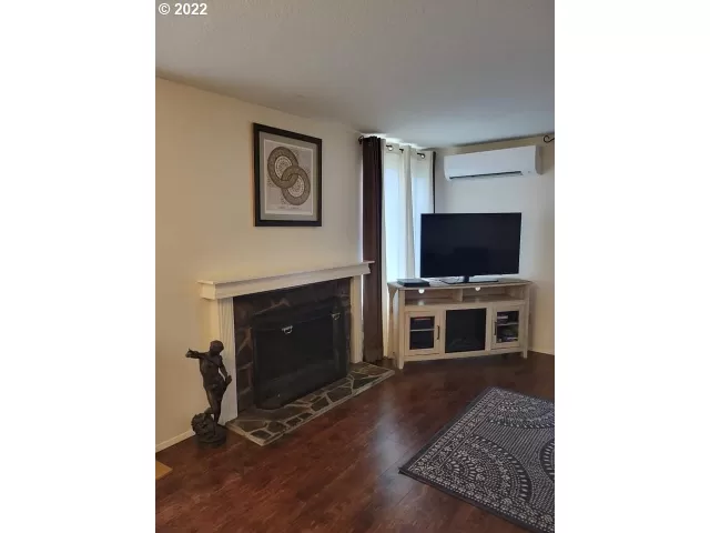 MLS: 22658365 Condo For Sale