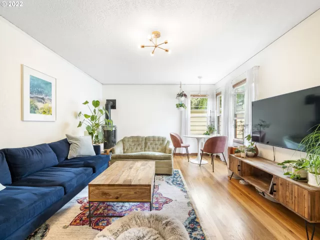 MLS: 22658475 Condo For Sale