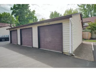 Photo #3: 22660048 Listing