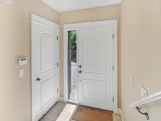 Photo #1: 22662439 Listing