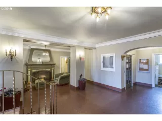 Photo #2: 22663113 Listing