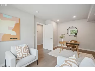 Photo #4: 22663251 Listing