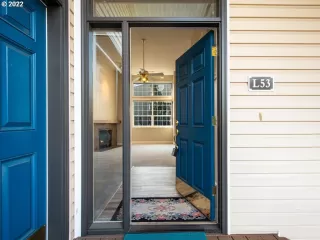 Photo #3: 22664118 Listing