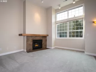 Photo #4: 22664118 Listing