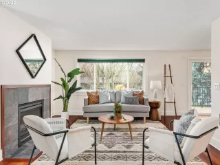 Photo #5: 22665072 Listing 