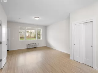 Photo #5: 226656803 Listing 