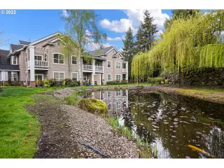 Photo #2: 22666388 Listing 