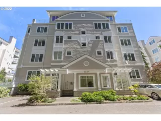 Photo #4: 22666721 Listing 