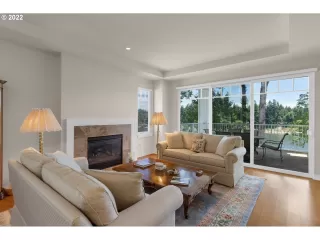 Photo #6: 22666721 Listing 