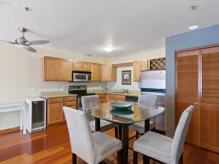 Photo #1: 22667200 Listing