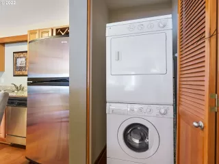 Photo #2: 22667200 Listing