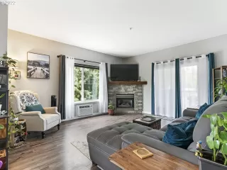 Photo #2: 22667611 Listing