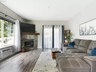 Photo #3: 22667611 Listing