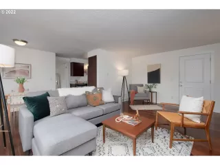 Photo #6: 22667741 Listing 