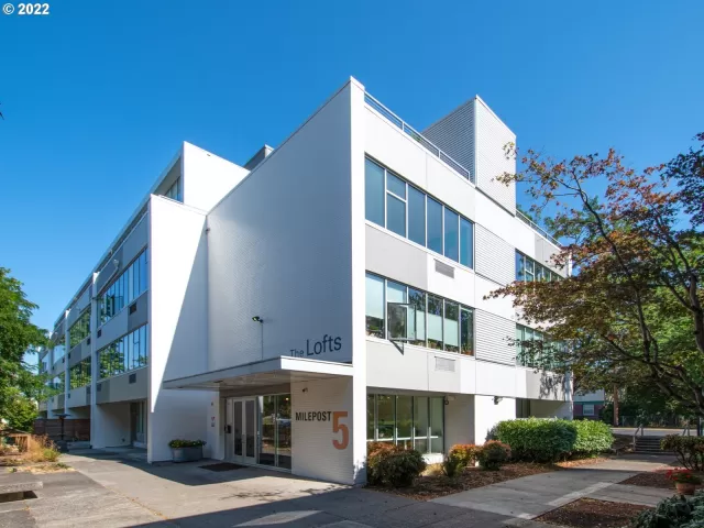 MLS: 22667746 Condo For Sale