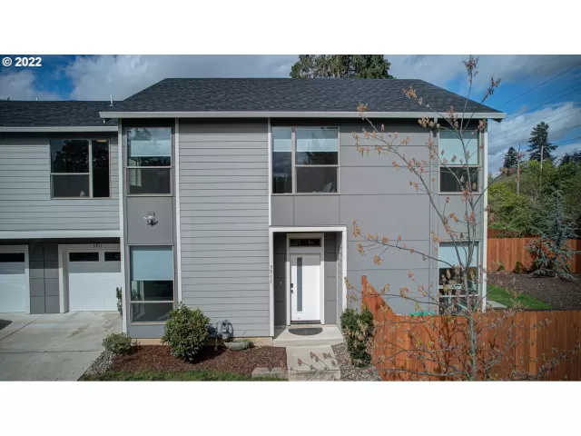 MLS: 22668880 Condo For Sale