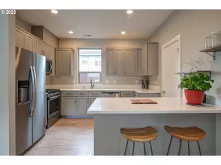 Photo #2: 22668880 Listing