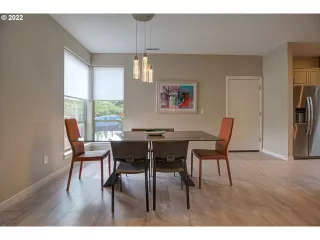 Photo #6: 22668880 Listing