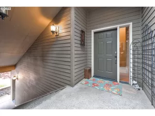 Photo #2: 22669220 Listing 