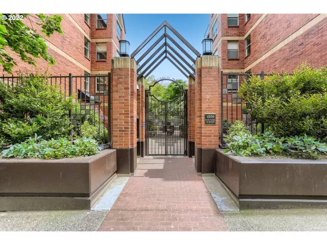 MLS: 22669486 Condo For Sale