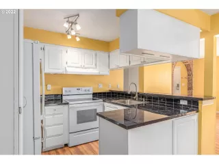 Photo #3: 22669868 Listing