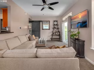 Photo #6: 22669970 Listing 