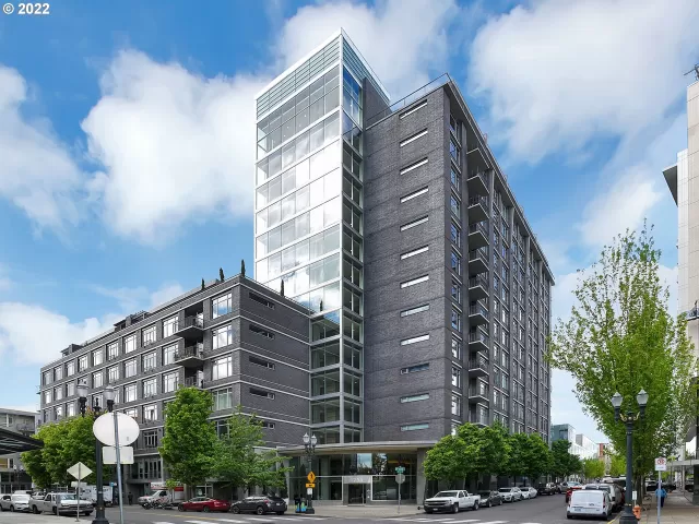 MLS: 22670221 Condo For Sale