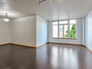 Photo #3: 22670221 Listing