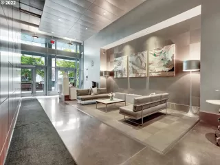 Photo #2: 22670830 Listing