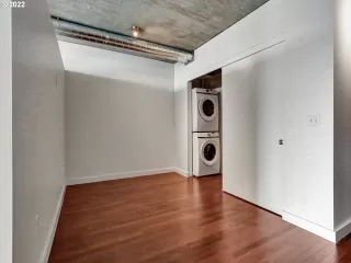 Photo #6: 22670830 Listing