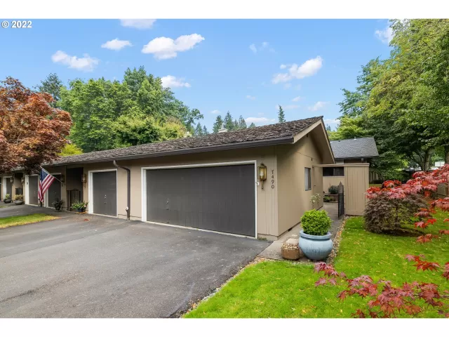 MLS: 22671407 Condo For Sale