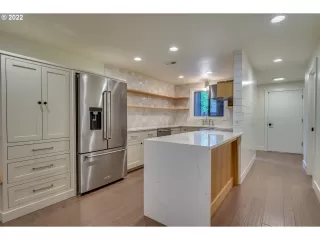 Photo #4: 22671472 Listing 