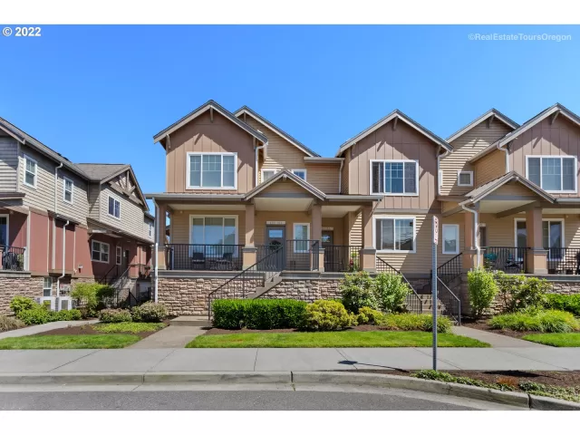 MLS: 22672266 Condo For Sale