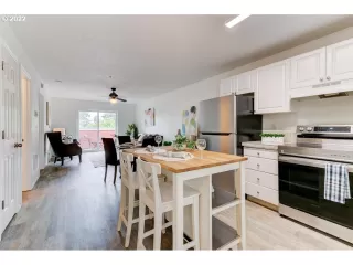 Photo #2: 22673208 Listing 