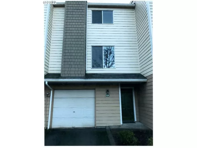 MLS: 22673320 Condo For Sale