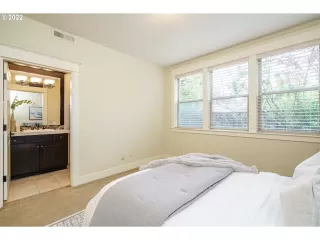 Photo #1: 22673557 Listing