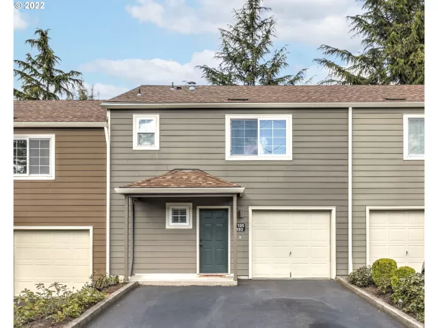 MLS: 22673976 Condo For Sale