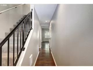 Photo #2: 22673976 Listing