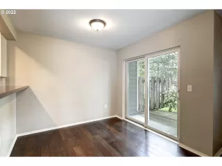 Photo #6: 22673976 Listing