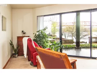 Photo #4: 22674408 Listing