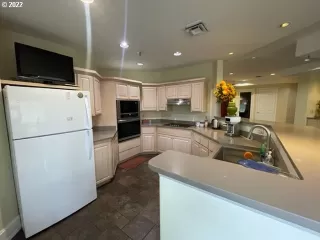 Photo #1: 22674727 Listing