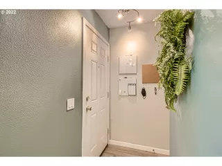 Photo #3: 22674800 Listing 