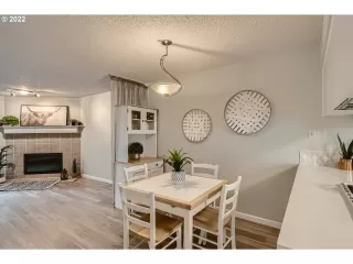 Photo #6: 22674800 Listing 