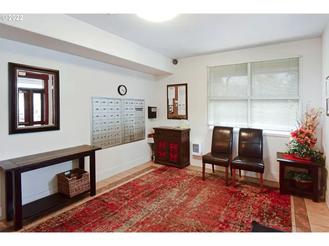 MLS: 22675322 Condo For Sale