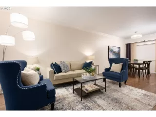 Photo #3: 22675439 Listing